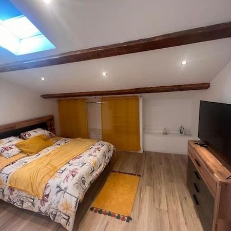T2 Neuf Et Moderne Climatiser Avec Netflix Amazon 马赛 外观 照片